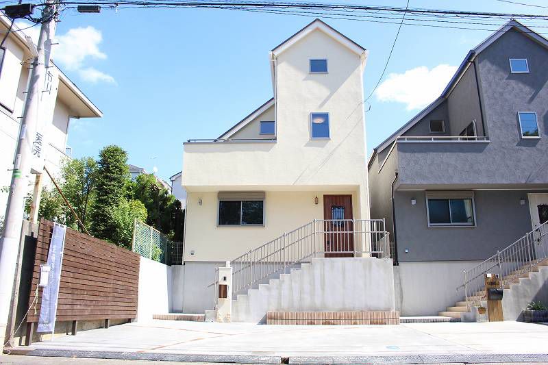 今回ご見学頂くお家(小金原1丁目の家1号棟)