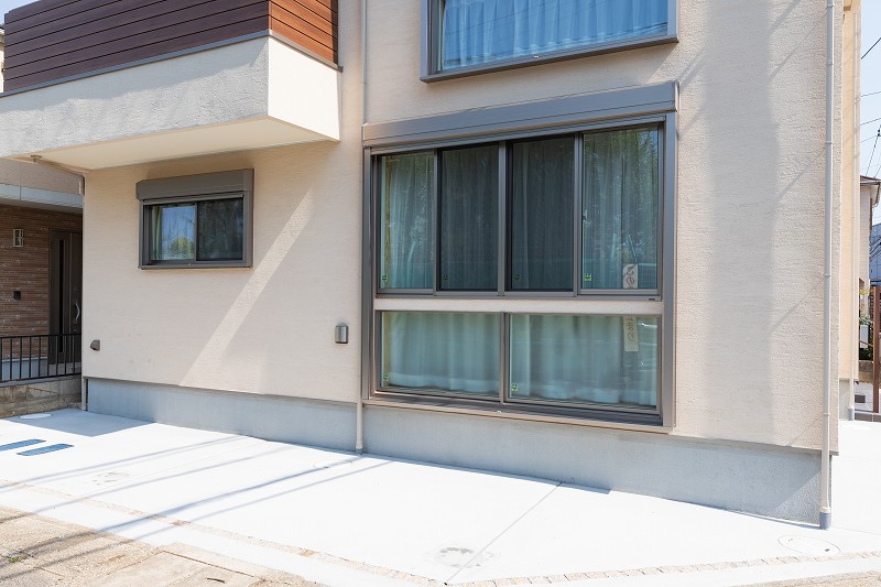 ご兄弟家族で住む完全分離型２世帯住宅のお家 佐久間様邸