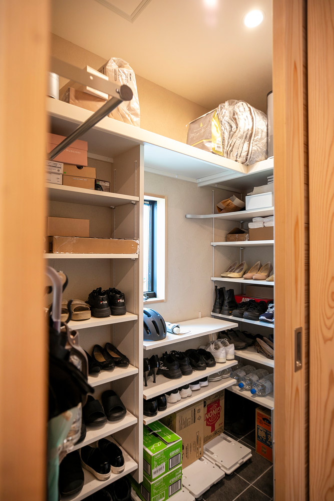 シューズクローク